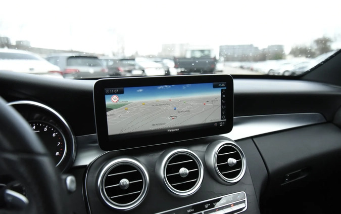 Mercedes-Benz Klasa C cena 126688 przebieg: 157000, rok produkcji 2019 z Sieniawa małe 326